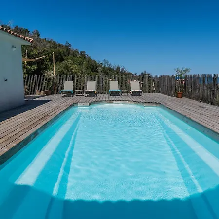Mare E Machja Avec Piscine Et Vue Sari-Solenzara