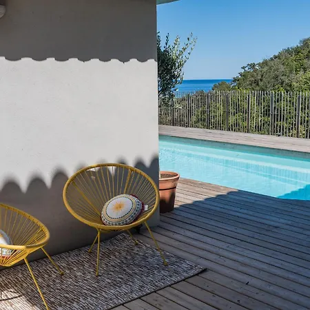Mare E Machja Avec Piscine Et Vue