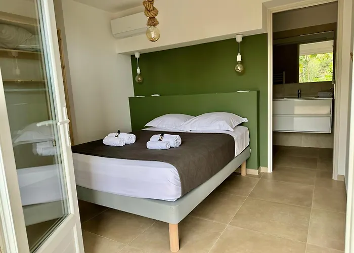 Mare E Machja Avec Piscine Et Vue Villa *